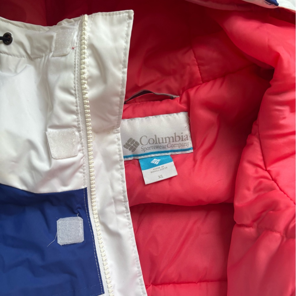 Columbia Women’s Performance Ski Jacket - Picture 3 of 5